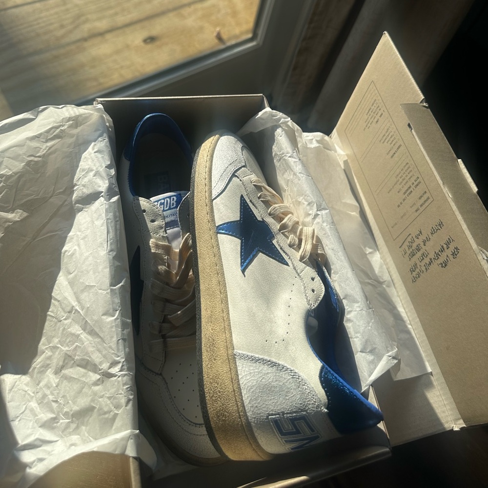 🌟🌀Men’s GOLDEN GOOSE BALL STAR. White/Cream/Blue. (Worn once) (BOX included)